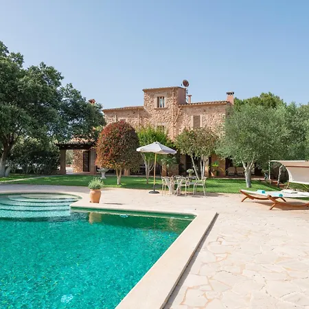 Villa De Lujo Con Gran Piscina Y Campo De Golf Cerca